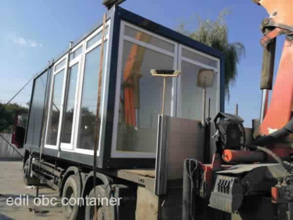 container suprafata vitrata-mare-camion